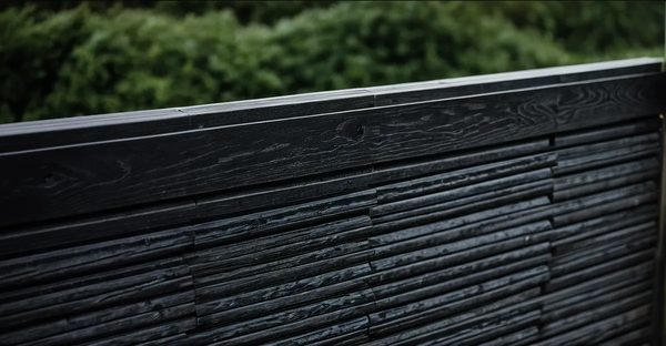 Les plaques de soubassement : la clé d'une clôture basse réussie